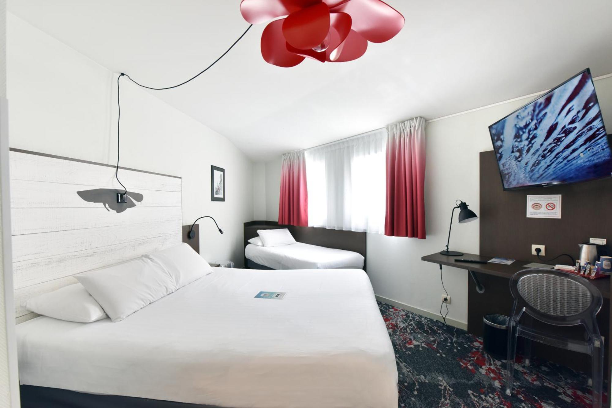 Hotel Kyriad La Rochelle Centre Ville Eksteriør billede