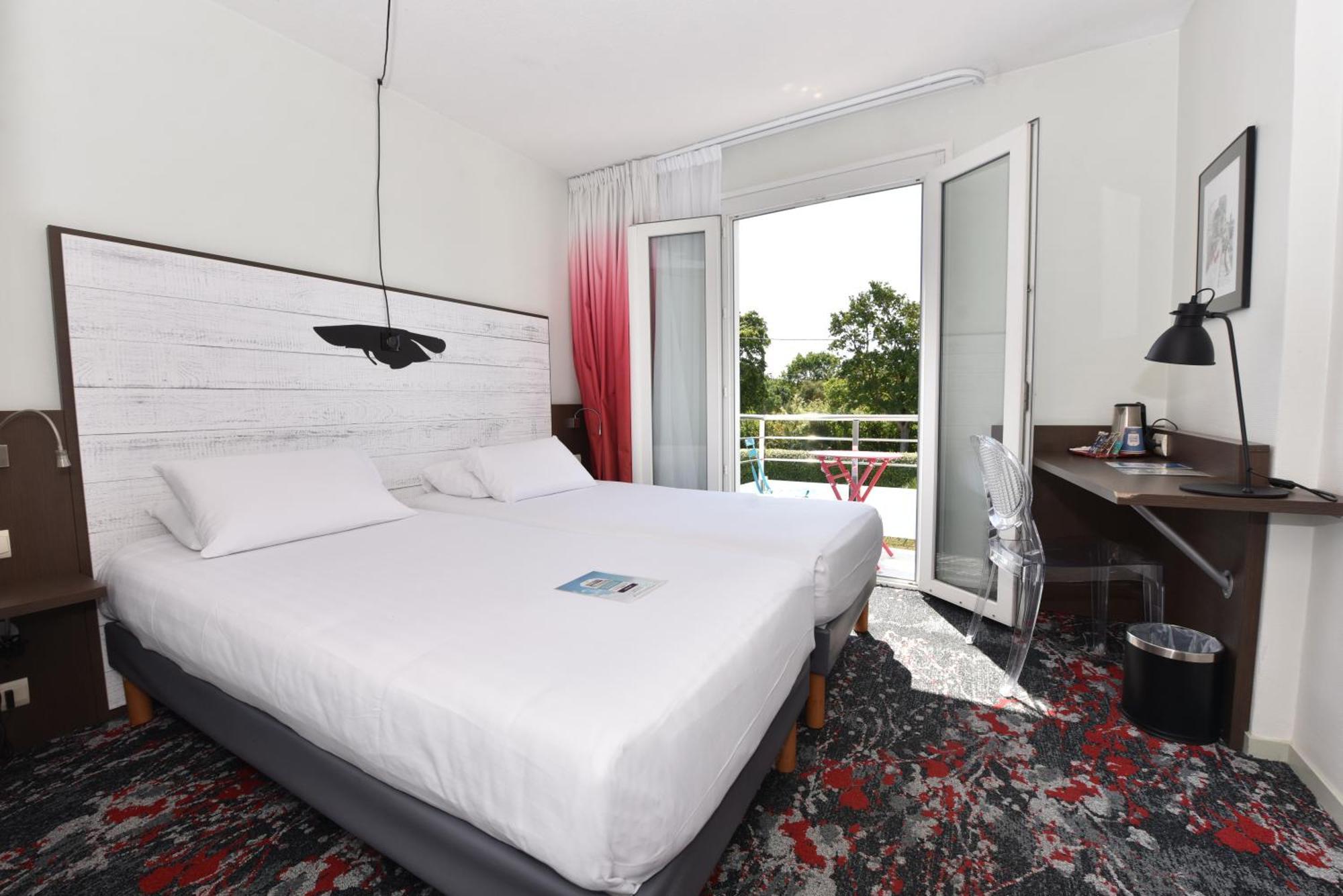 Hotel Kyriad La Rochelle Centre Ville Eksteriør billede