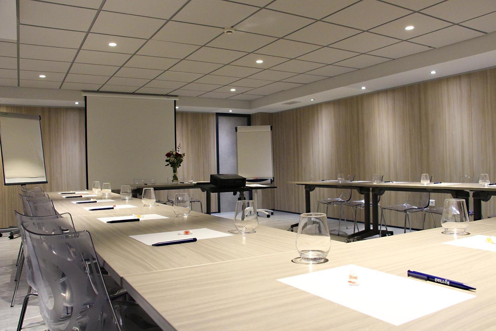 Hotel Kyriad La Rochelle Centre Ville Eksteriør billede